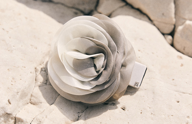 Alexandre de Paris hair accessories : jaw clips, hair