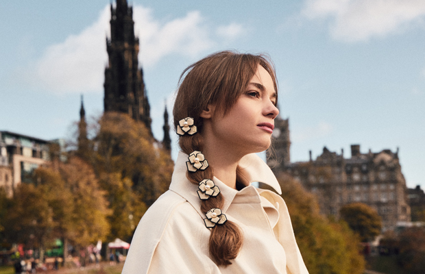 Alexandre de Paris hair accessories : jaw clips, hair barrettes