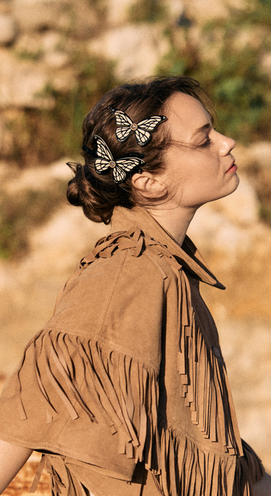 Alexandre de Paris hair accessories : jaw clips, hair barrettes