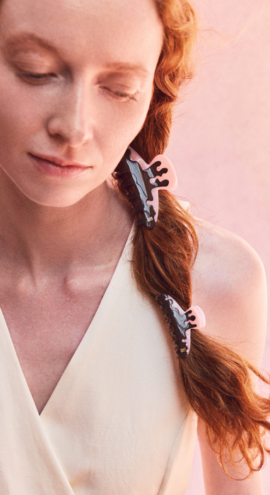 Alexandre de Paris hair accessories : jaw clips, hair barrettes